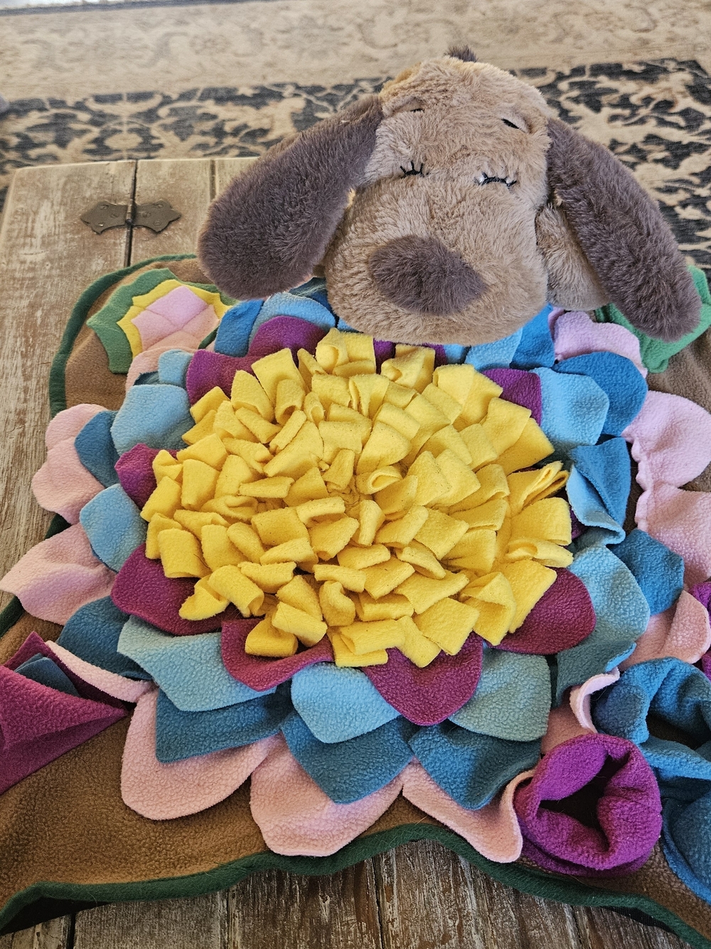 Plush Dog With Heartbeat For puppy and Soft Food Activity Mat
